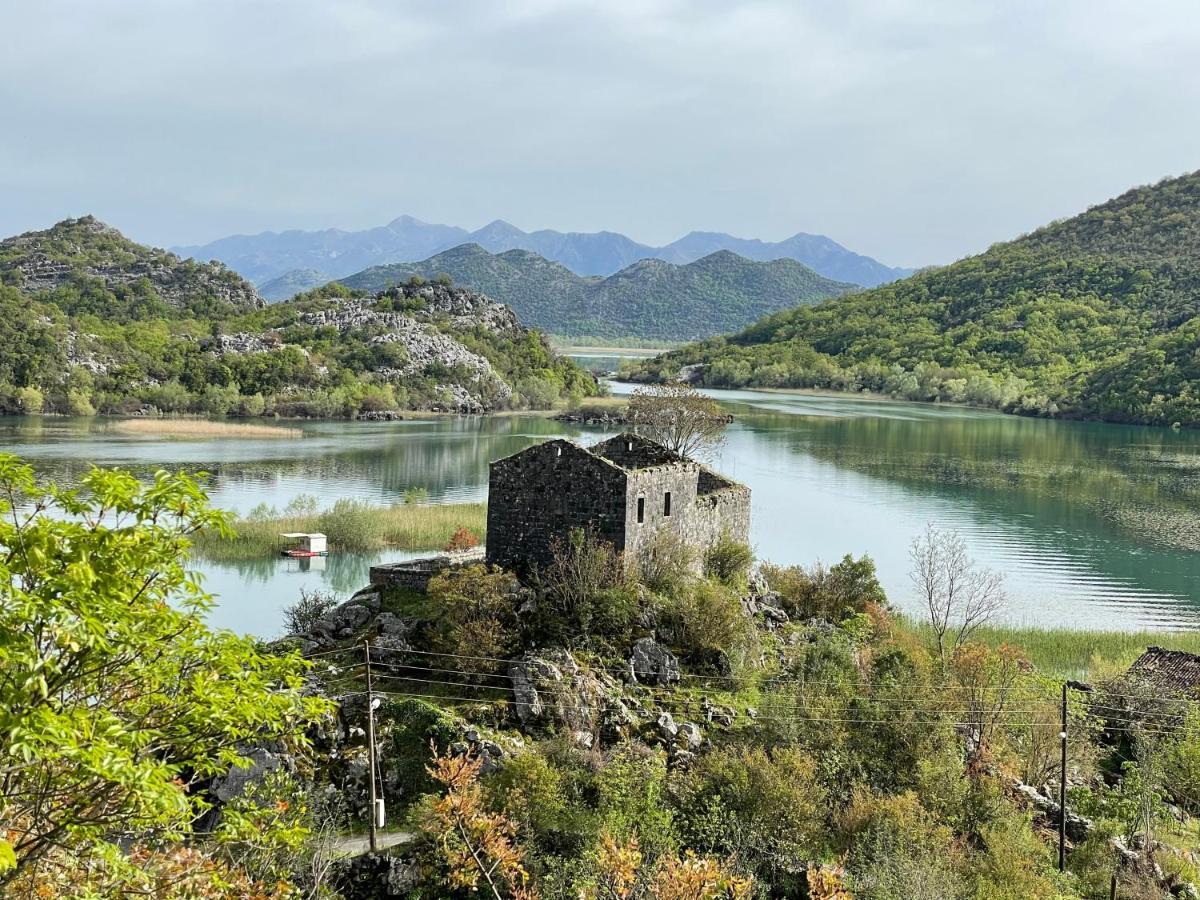 Dodosi Lake House Puro 빌라 외부 사진