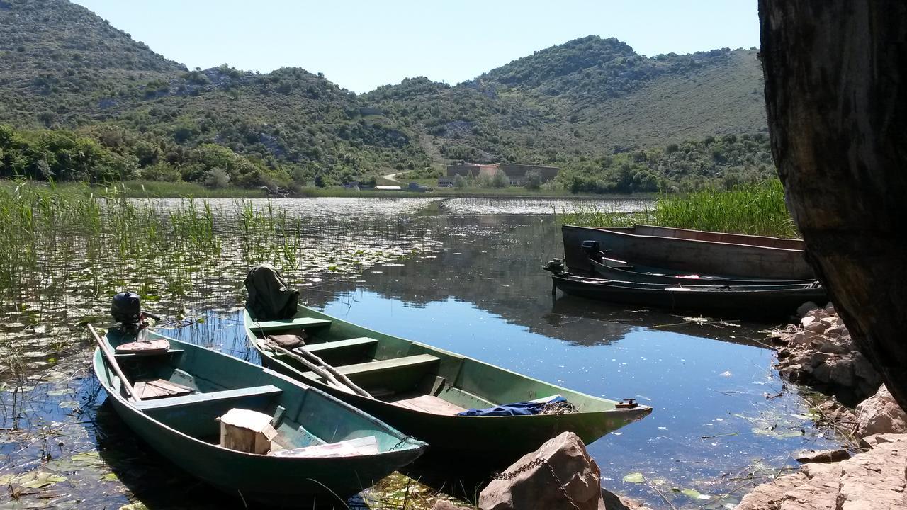 Dodosi Lake House Puro 빌라 외부 사진